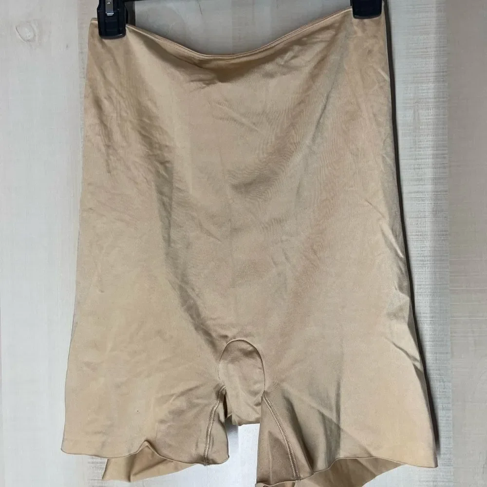 Spanx‎ nude beige mid thigh shaper, size XL